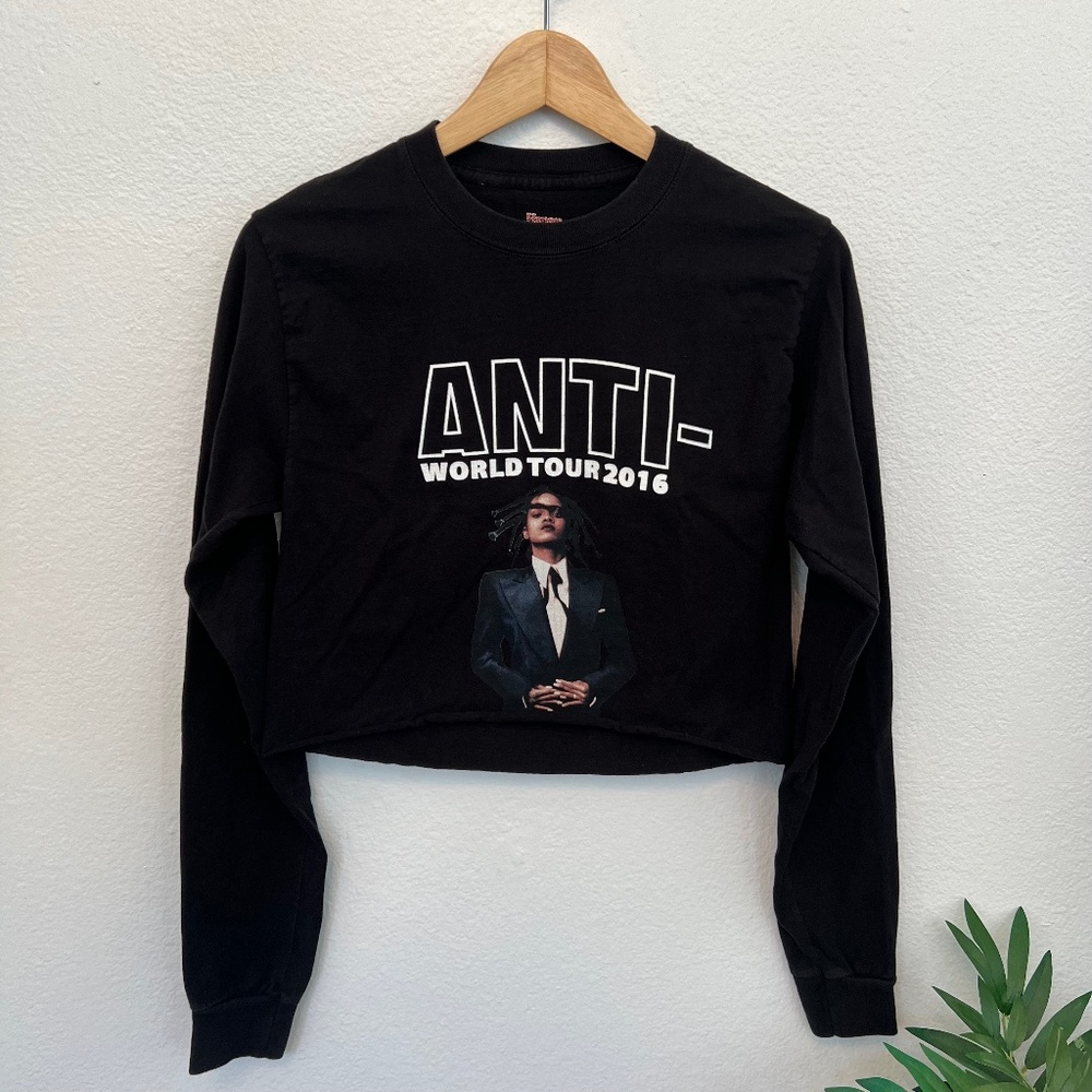 Rihanna Anti World Tour 2016 Concert Long Sleeve Cropped T Shirt